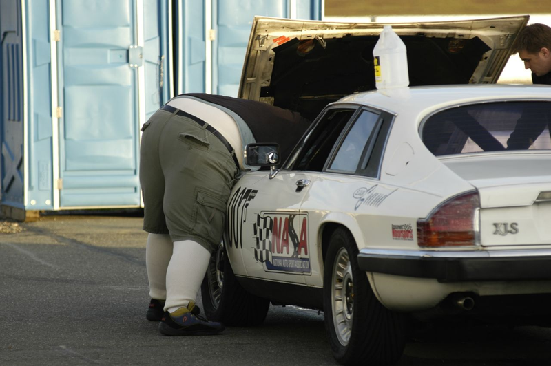 Illustration for article titled 24 Hours Of LeMons Arse Freeze-A-Palooza Über Gallery: British Steel